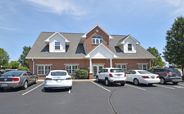 Sennet Place, Liberty Twp