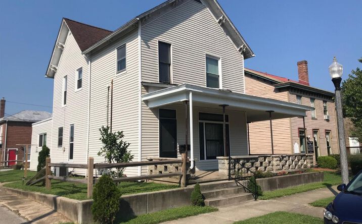 Elm Street, Lawrenceburg