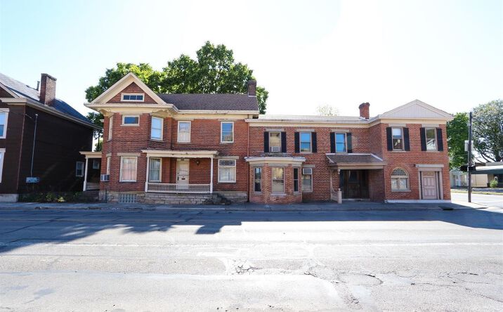 First Avenue, Middletown