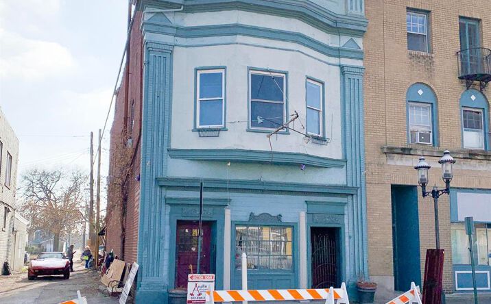 1316 Central Avenue, Middletown