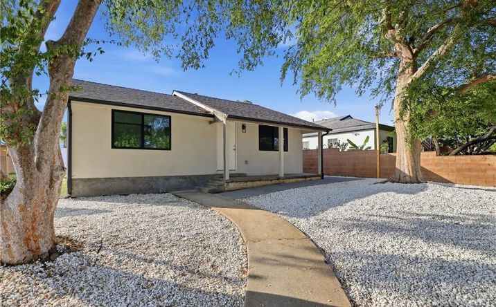 Pictures of Multifamily property located at 13689 Garber, Arleta, CA 91331 for sales - image #1