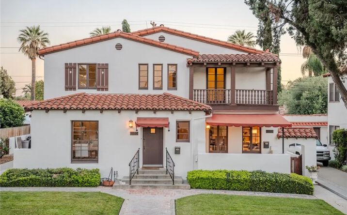 Pictures of Multifamily property located at 3564 Elmwood, Riverside, CA 92506 for sales - image #1