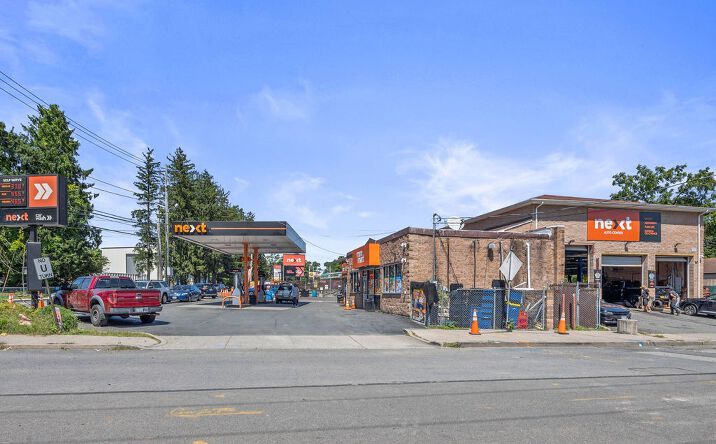 Pictures of Retail, Business for Sale property located at 146 N Main St, Spring Valley, NY 10977 for sales - image #1