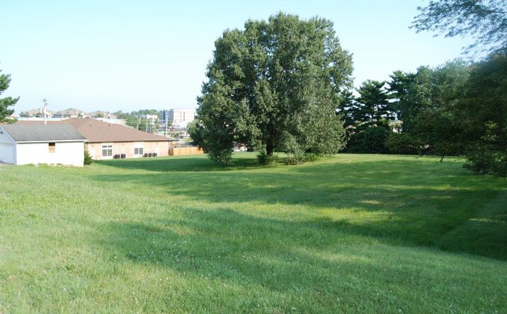 Liberty Way, Liberty Twp