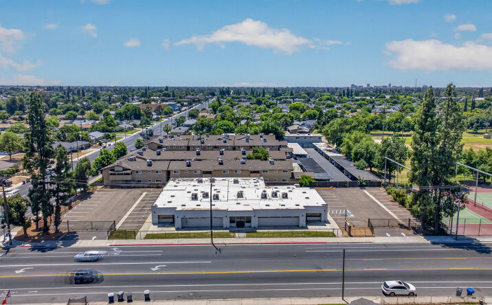Pictures of Senior Living, Special Purpose property located at 3676 E DAKOTA AVE, FRESNO, CA 93726-5043 for sales - image #1