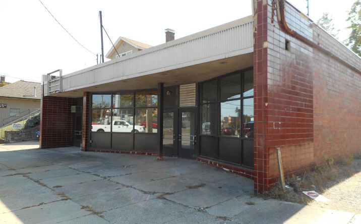 4533 W Eighth Street, Cincinnati