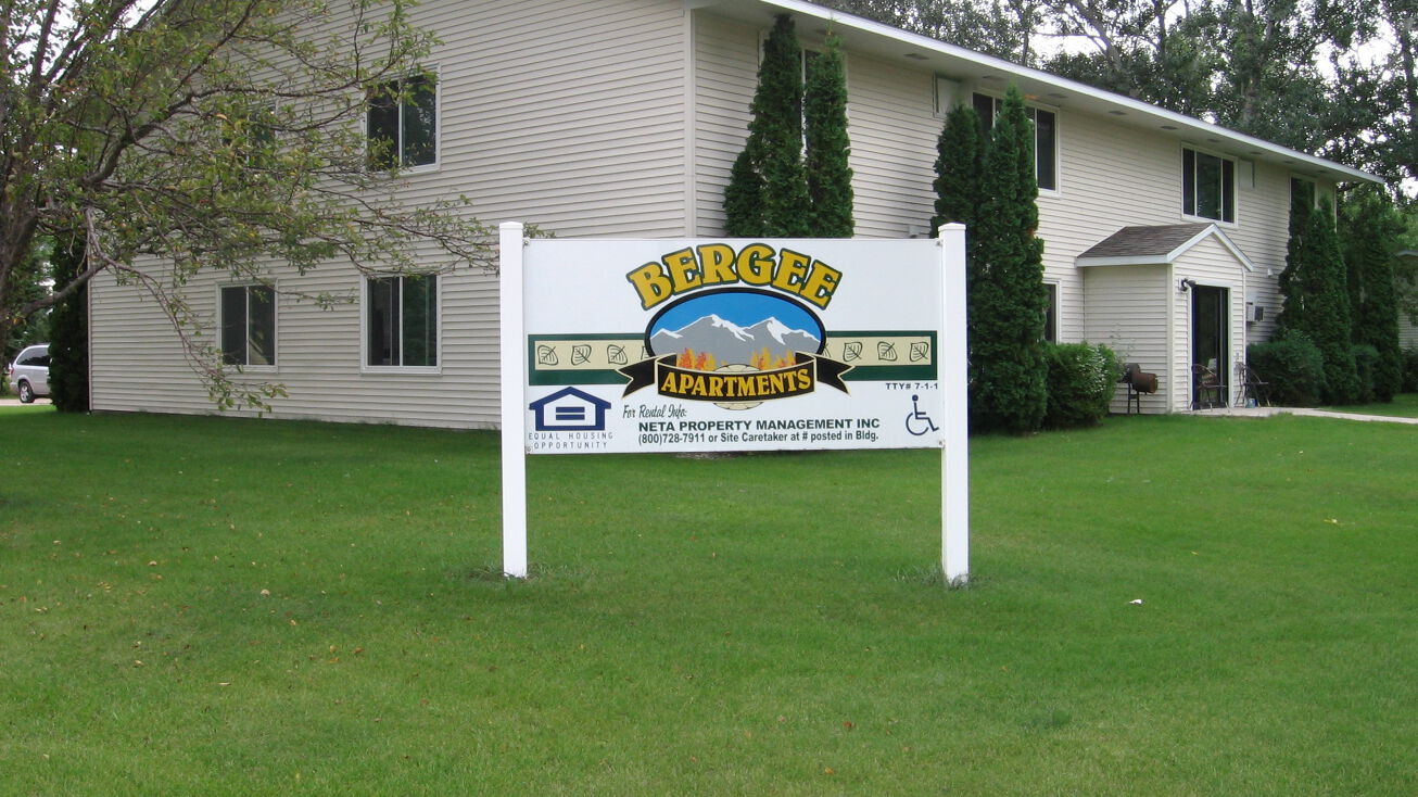 309 4 Ave E, Halstad, MN 56548