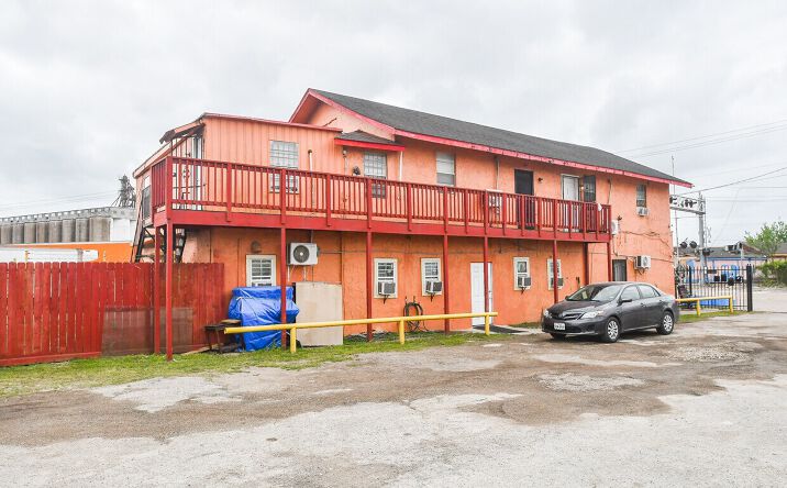 Pictures of Retail, Multifamily property located at 2417 MCCARTY ST, HOUSTON, TX 77029-3845 for sales - image #1