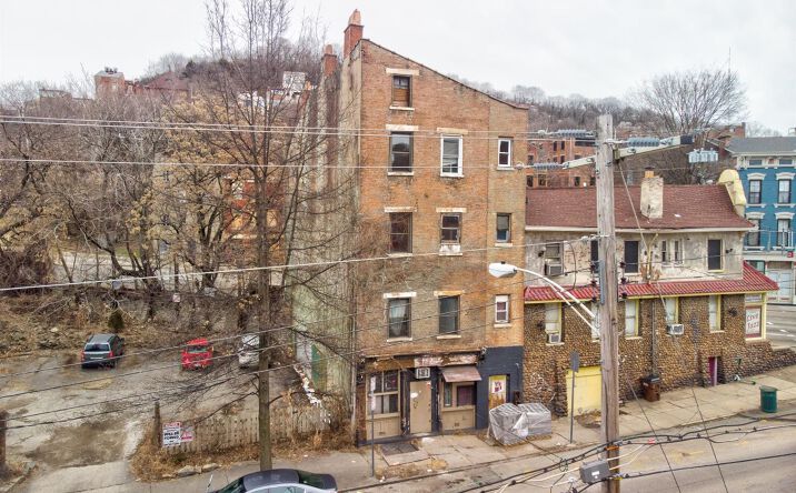W McMicken Avenue, Cincinnati