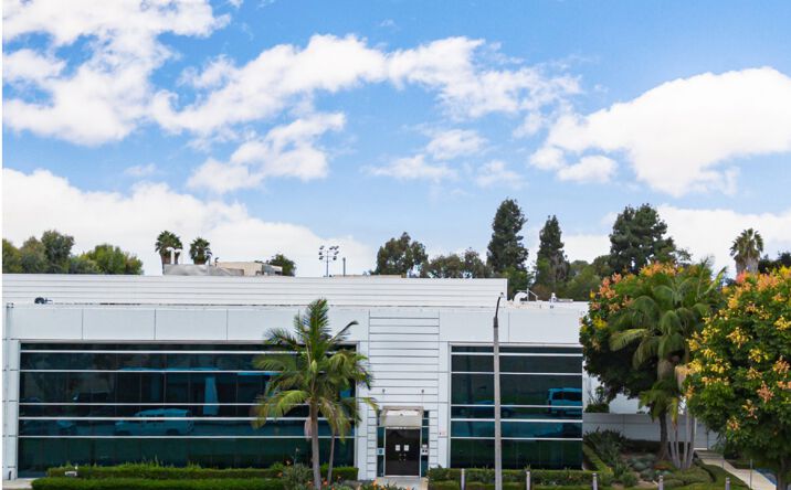 Pictures of Industrial property located at 4035 Via Oro Avenue, Long Beach, CA 90810 for sales - image #1