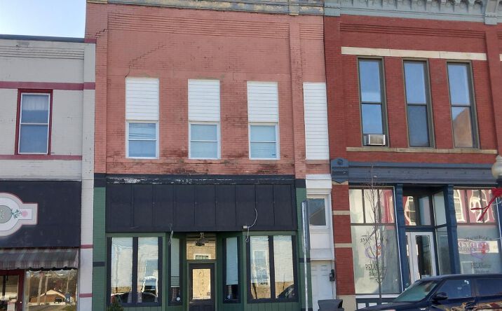 E Jefferson Street, Greenfield