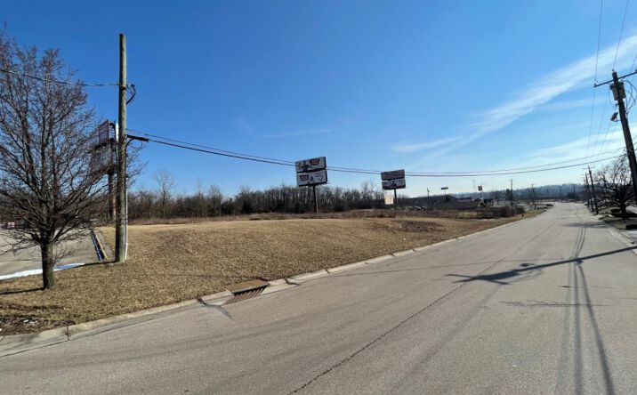 Commerce Drive, Middletown