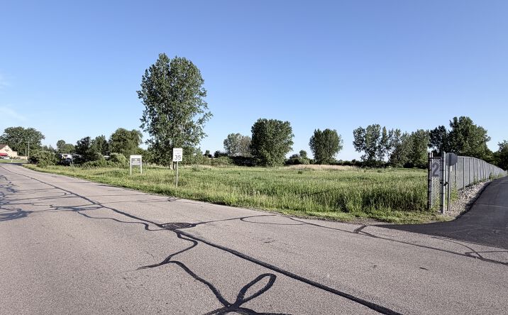 Pictures of Industrial, Land property located at West Bell Drive, Warsaw, IN 46582 for sales - image #1