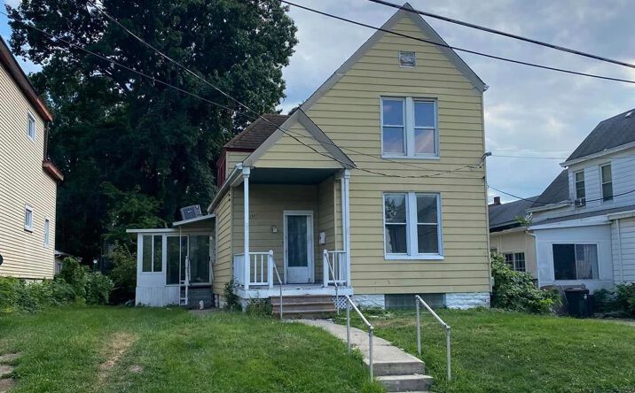 Crown Avenue, Norwood