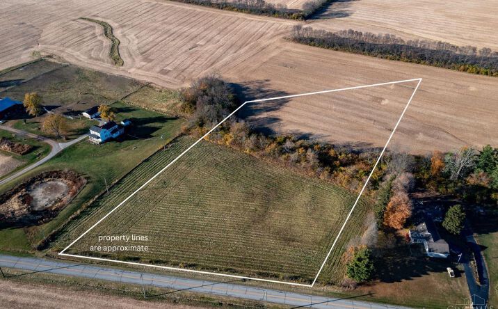 Lot 2 E Pekin Road, Wayne Twp