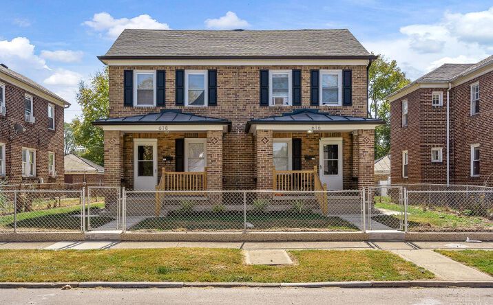 618 Sixteenth Avenue, Middletown