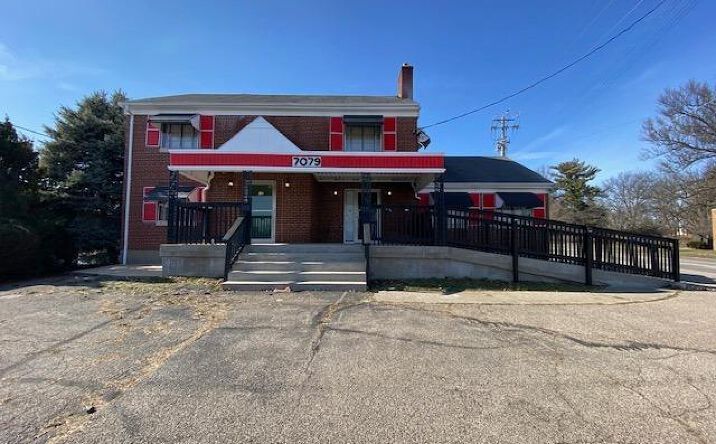 Colerain Avenue, Colerain Twp
