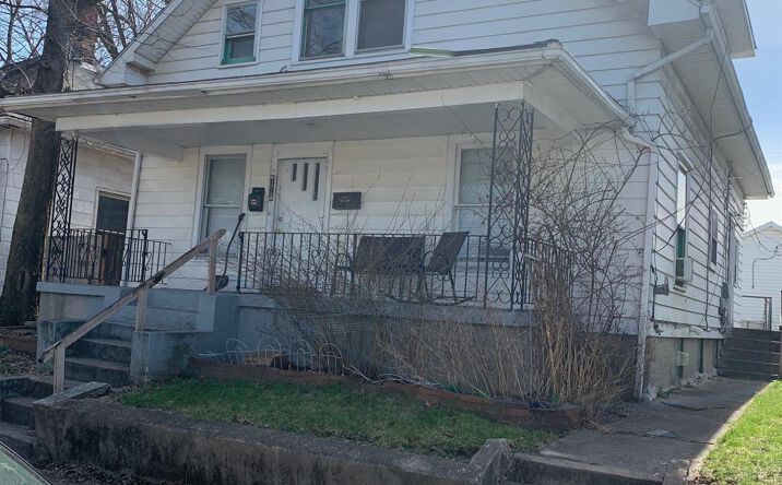 Queen Avenue, Middletown