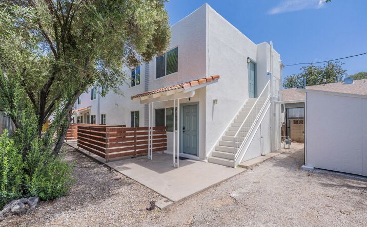 Pictures of Multifamily property located at 806 East 10th Street, Tucson, AZ 85719 for sales - image #1
