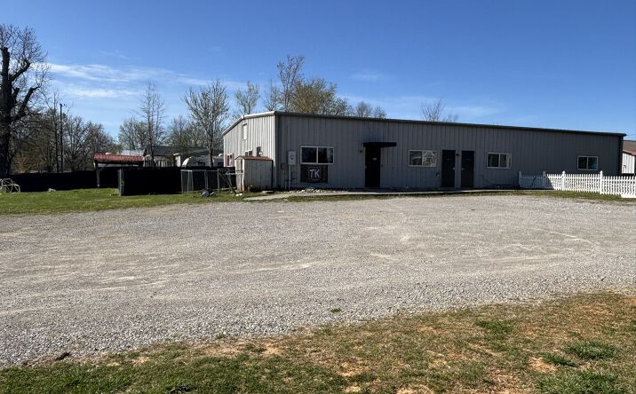 Pictures of Special Purpose property located at 5144 Nashville Highway, Baxter, TN 38544 for sales - image #1