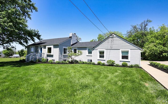 W Franklin Street, Centerville