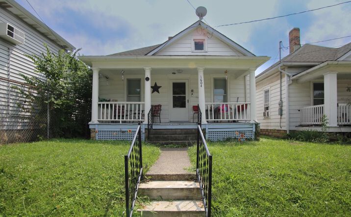 Manchester Road, Middletown