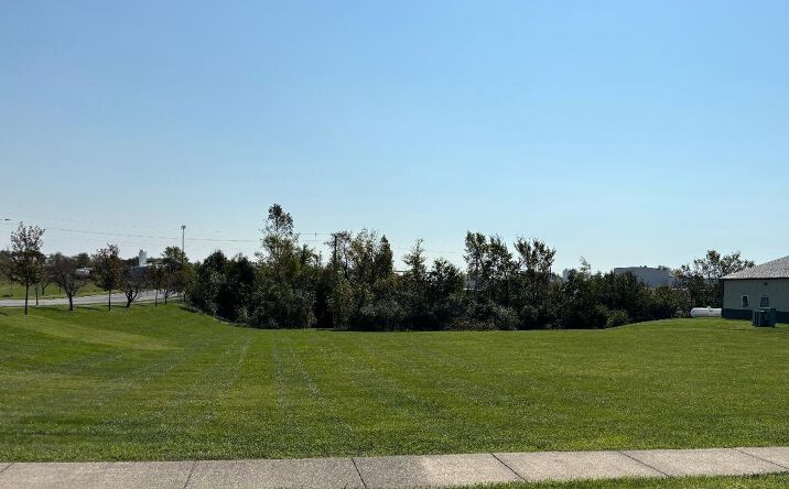 Pictures of Land, Industrial property located at Prairie Avenue, Wilmington, OH 45177 for sales - image #1