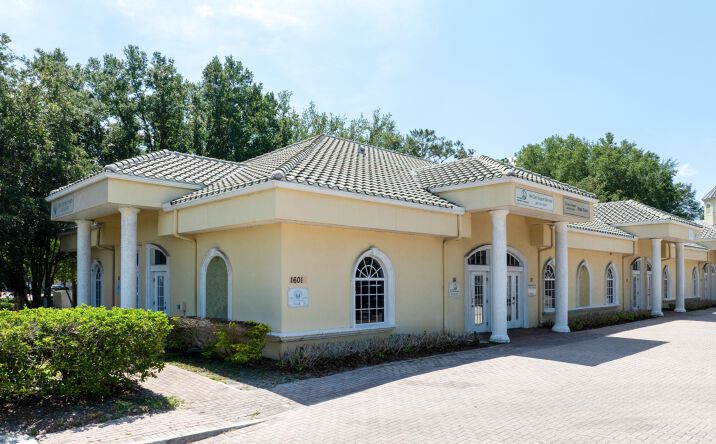 Pictures of Retail, Office property located at 1601 Park Center Drive, Orlando, FL 32835 for sales - image #1