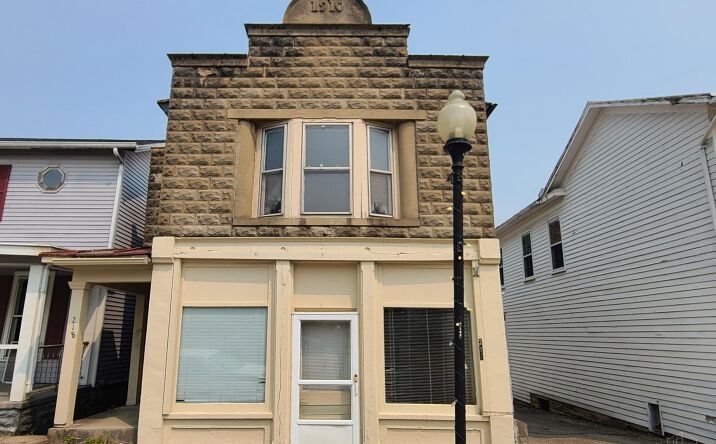 N Commerce Street, Lewisburg