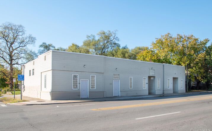 8207 Vine Street, Springfield Twp.