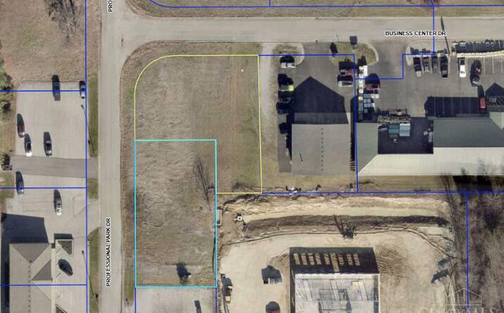 Pictures of Land property located at 16 Business Center Drive 15-16, Lawrenceburg, IN 47025 for sales - image #1