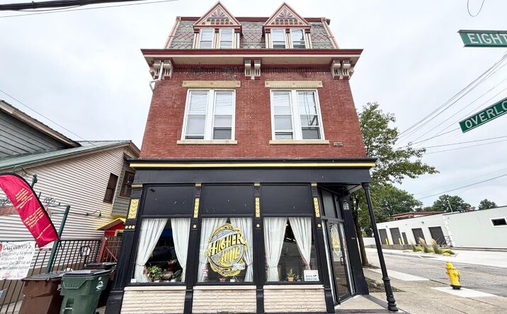 W Eighth Street, Cincinnati