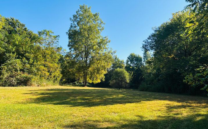 Whitcomb Road, Brookville