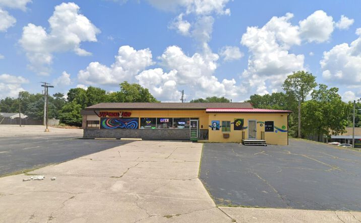 Pictures of Retail property located at Wapakoneta Avenue, Sidney, OH 45365 for sales - image #1