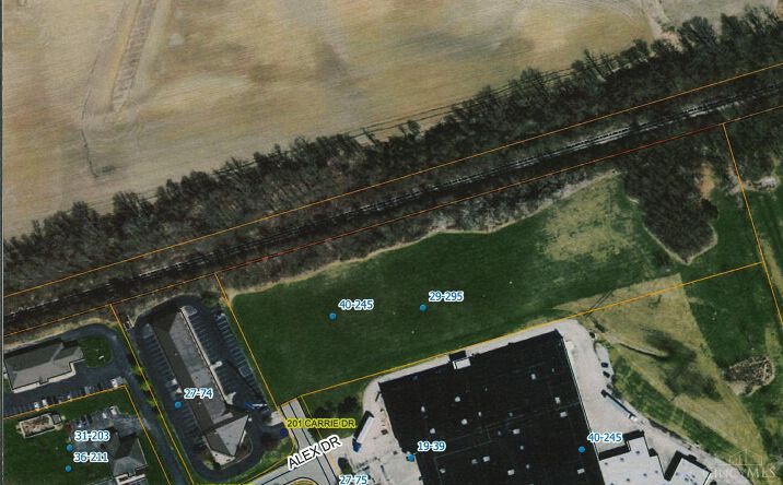 Pictures of Land property located at Carrie Drive, Wilmington, OH 45177 for sales - image #1