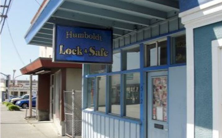 Pictures of Retail property located at 312 W Harris St, Eureka, CA 95501 for comps - image #1