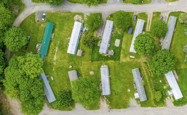 Pictures of Mobile Home Park property located at 88 Maiden Lane Road, Oswego, NY 13126 for sales - image #1