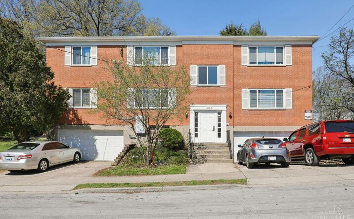 Pictures of Multifamily property located at Omena Place, Cincinnati, OH 45238 for sales - image #1