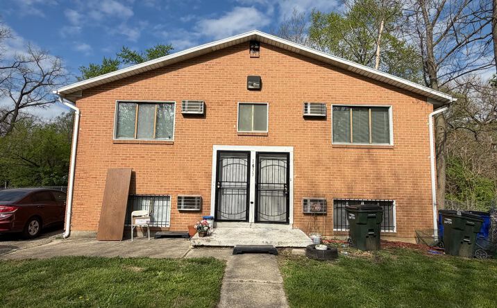 Linnbrook Drive, Dayton