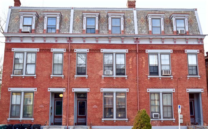Pictures of Multifamily property located at 2219 Ohio Avenue, Cincinnati, OH 45219 for sales - image #1