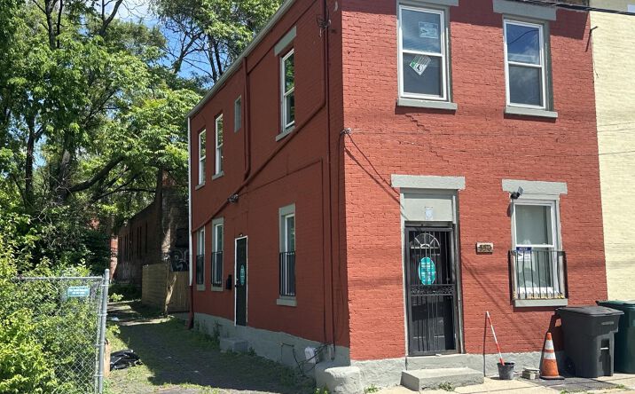 Pictures of Multifamily property located at York St, Cincinnati, OH 45214 for sales - image #1