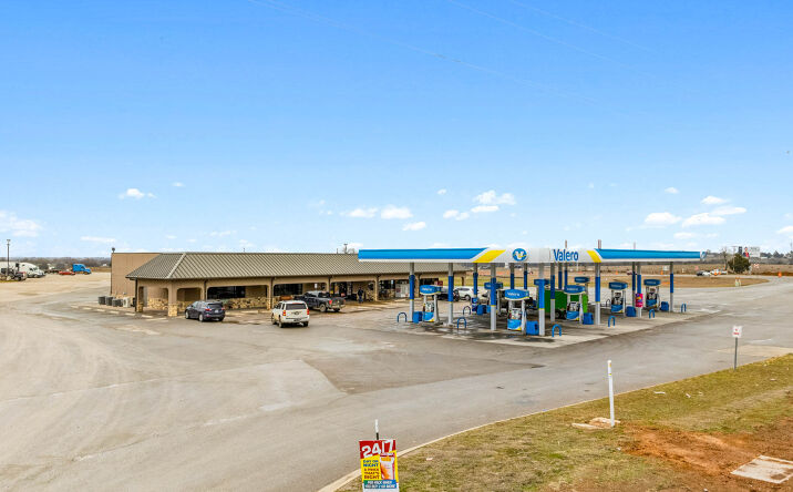 Pictures of Retail property located at 10887 State Highway 7, Marlow, OK 73055 for sales - image #1