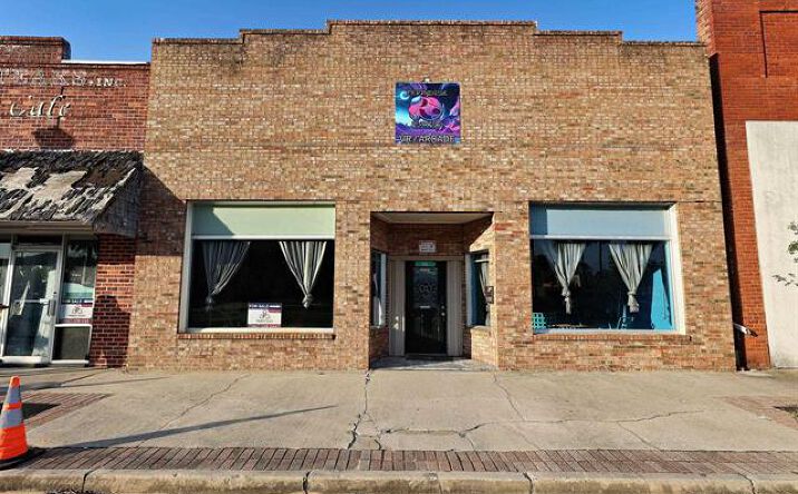 Pictures of Special Purpose property located at 110 Main St E, Perry, FL 32347 for sales - image #1