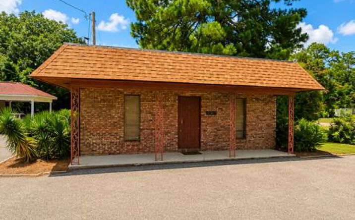 Pictures of Special Purpose property located at 912 S Oates, Dothan, AL 36301 for sales - image #1