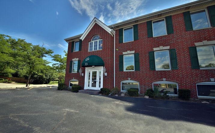 Pictures of Retail, Office property located at 33 N Waukegan Rd, Lake Bluff, IL 60044 for sales - image #1