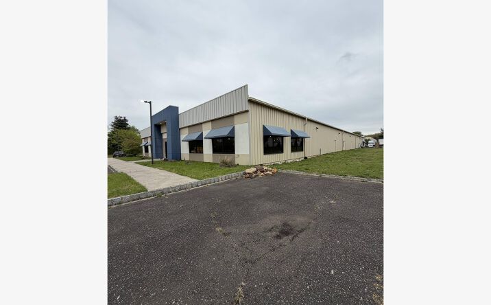 Pictures of Industrial property located at 5 NAMI LN A, HAMILTON TOWNSHIP, NJ 08619 for sales - image #1