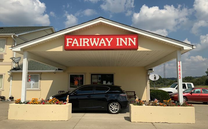 Pictures of Hospitality property located at 14845 STATE RD 156, FLORENCE, IN 47020-9491 for sales - image #1