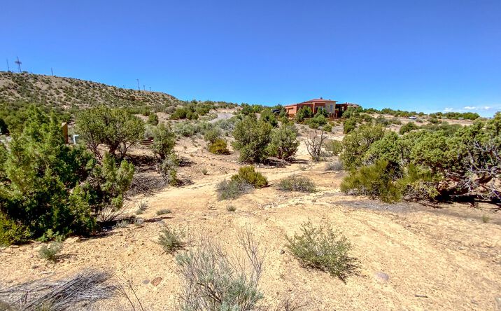 Pictures of Land property located at 1520 VISTA HERMOSA Trail, Farmington, NM 87401 for sales - image #1