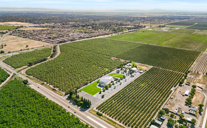 Pictures of Land property located at 275 E 8 Mile Rd, Acampo, CA 95220 for sales - image #1