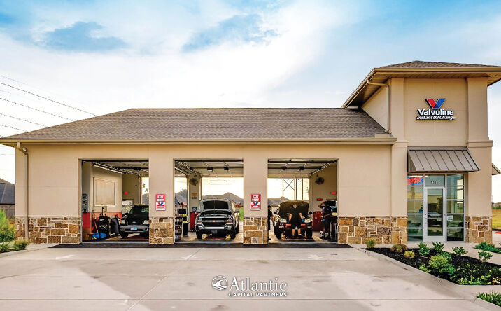 Pictures of Retail property located at 3501 E US HWY 377, GRANBURY, TX 76049-7421 for sales - image #1